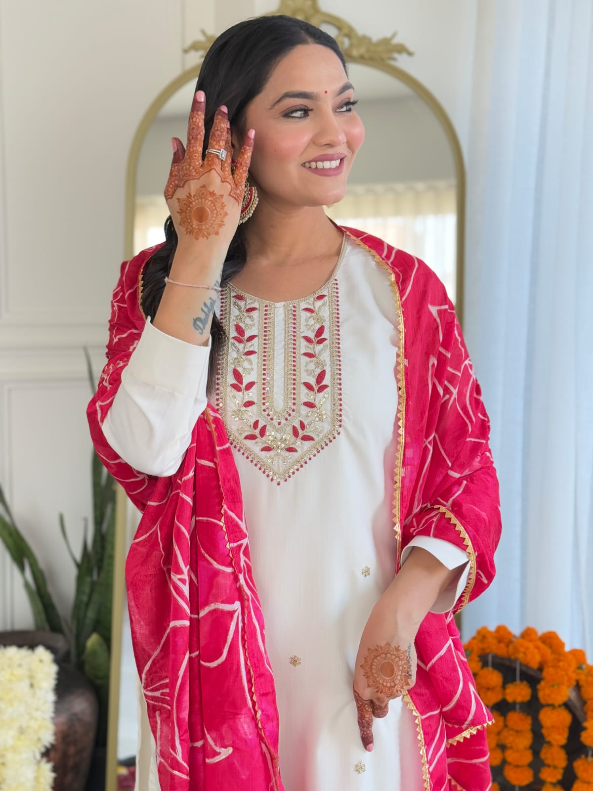 "Deval – Embroidered Reyon Slub Kurta Set with Chinon Foil Printed Dupatta"
