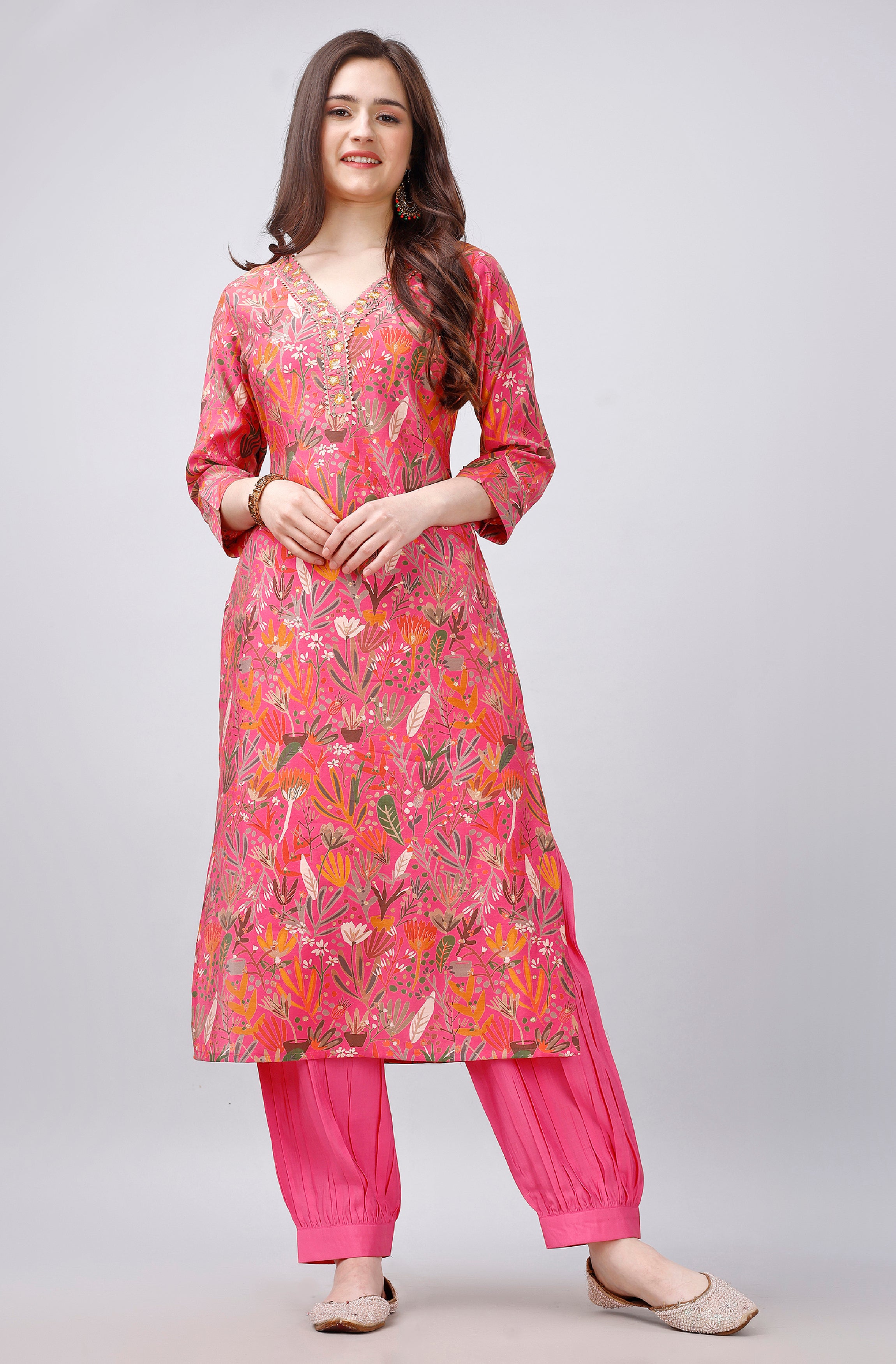 A charming pink viscose straight kurta Set