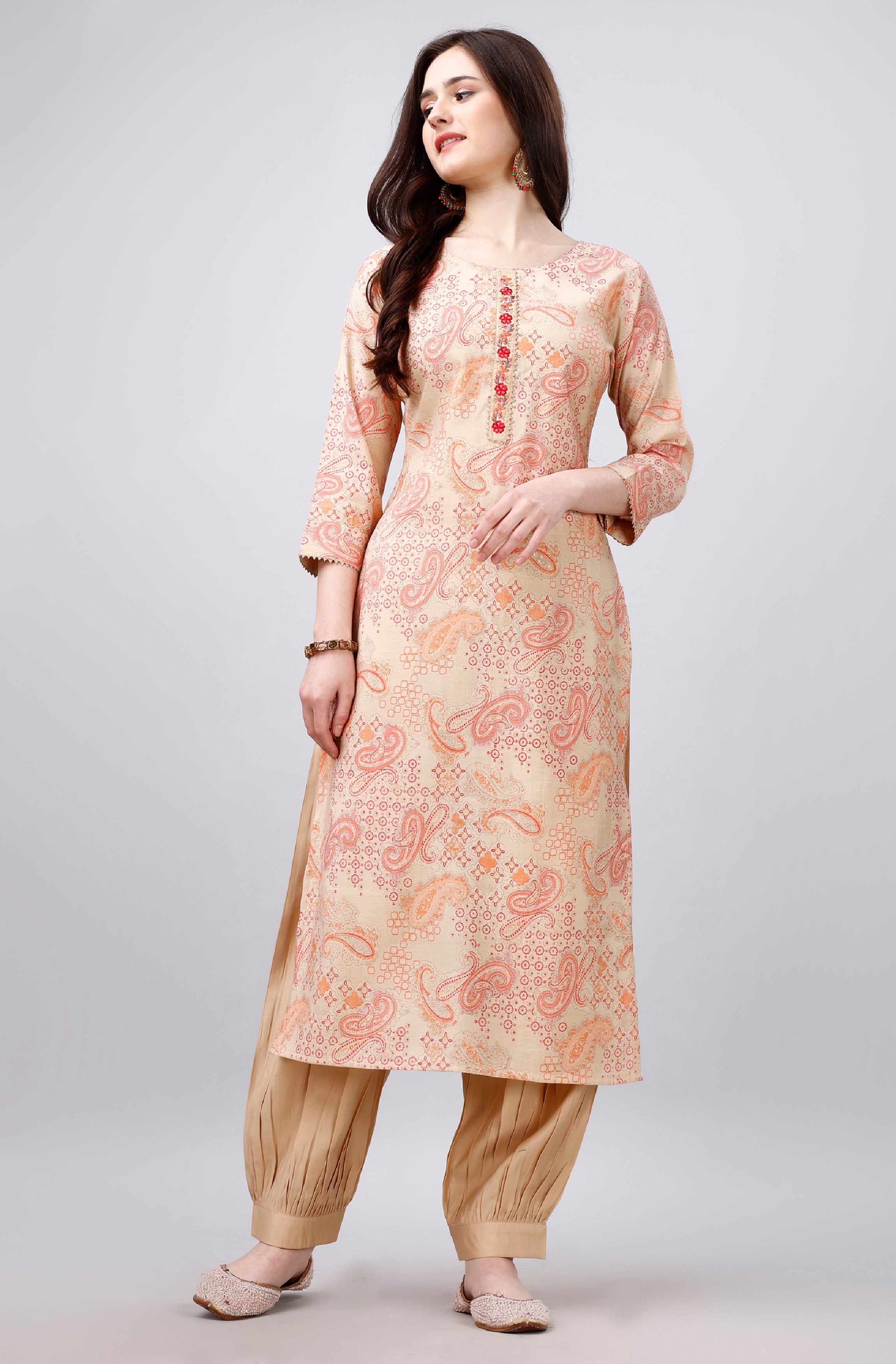 A sophisticated white viscose straight kurta