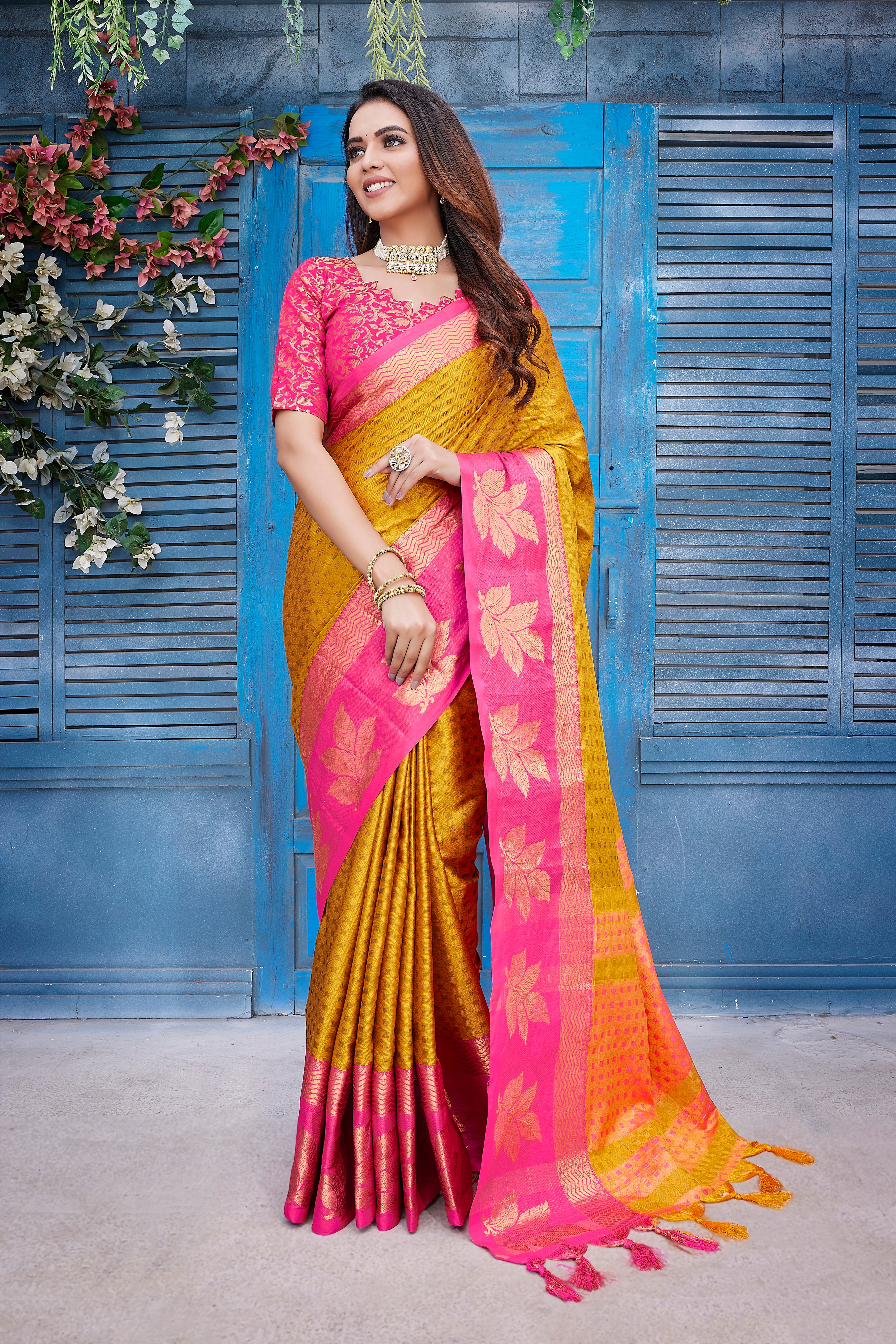 Jacquard Weaving Work And Lovely Texture Of Designs
