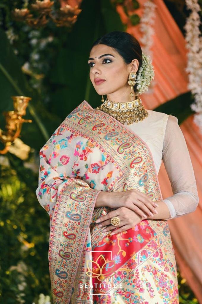 Wedding Special Saare-pethni White Saare